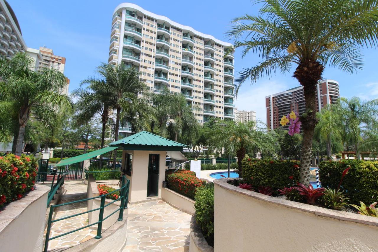 Barra Da Tijuca - 9 - Flat Premium Com Cozinha, Fogao Cooktop, Geladeira Grande, Smart Tv Grande, Lindo E Muitissimo Confortavel, Balsa Para A Praia Gratis E Estacionamento Gratuito Rio de Janeiro Luaran gambar