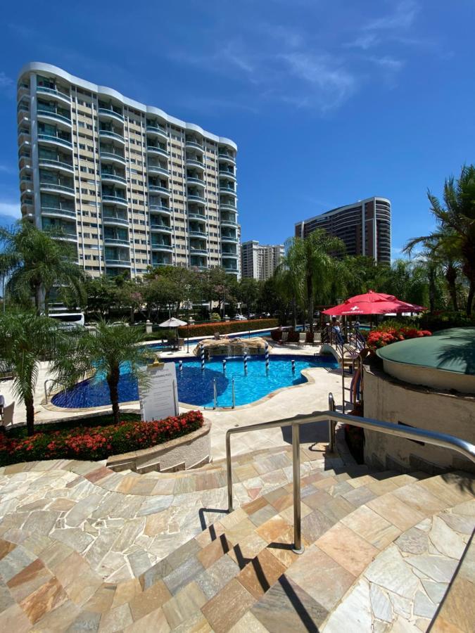 Barra Da Tijuca - 9 - Flat Premium Com Cozinha, Fogao Cooktop, Geladeira Grande, Smart Tv Grande, Lindo E Muitissimo Confortavel, Balsa Para A Praia Gratis E Estacionamento Gratuito Rio de Janeiro Luaran gambar